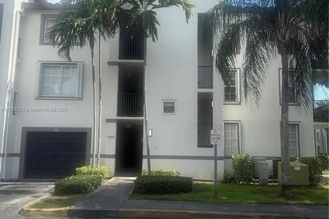 4460 NW 107th Ave # 8, Doral FL 33178