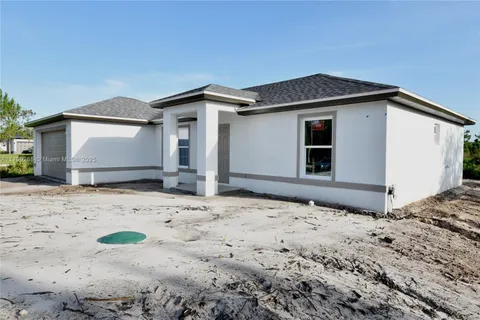 4463 60th Ave NE, Naples FL 34120