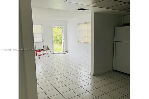 6237 Polk St # 2, Hollywood FL 33024