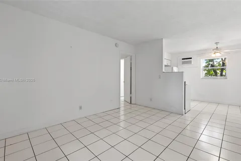 400 SE 31st St # 3, Fort Lauderdale FL 33316