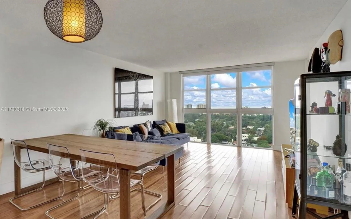 1228 West Ave # 1510, Miami Beach FL 33139
