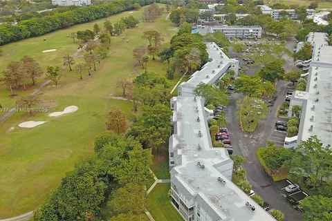8360 Sands Point Blvd # G109, Tamarac FL 33321
