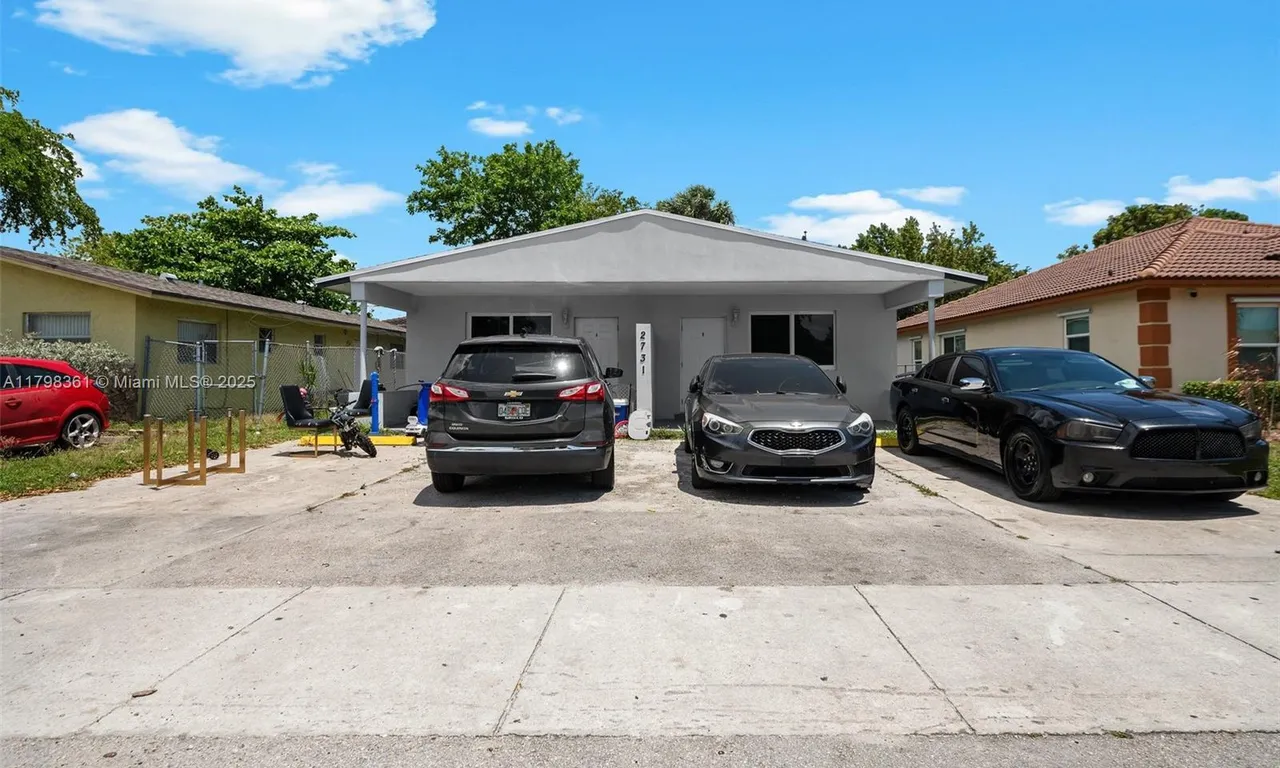 2731 NW 14th St, Fort Lauderdale FL 33311