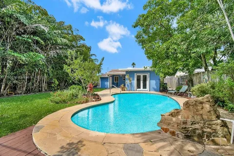 1328 N Andrews Ave, Fort Lauderdale FL 33311