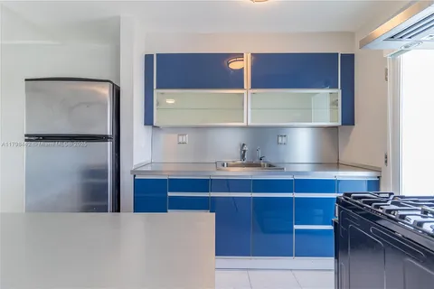 301 Jefferson Ave # 4D, Miami Beach FL 33139