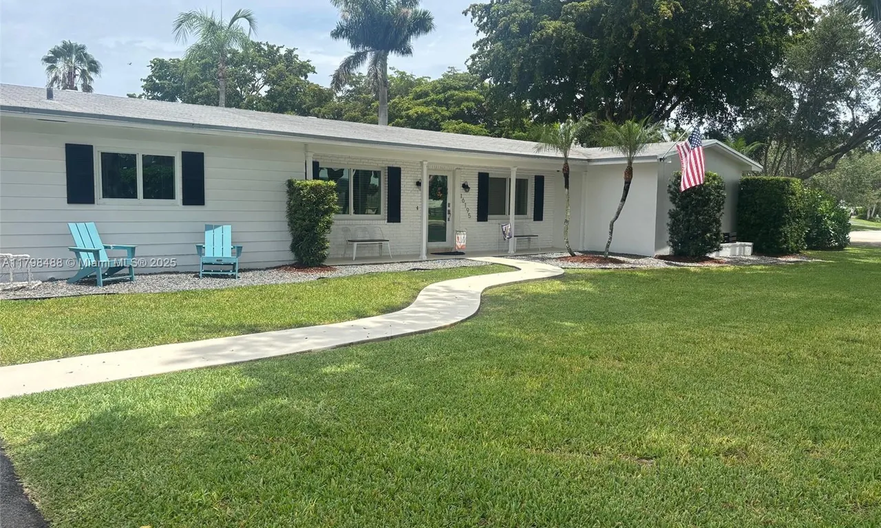 16195 SW 78th Ave, Palmetto Bay FL 33157