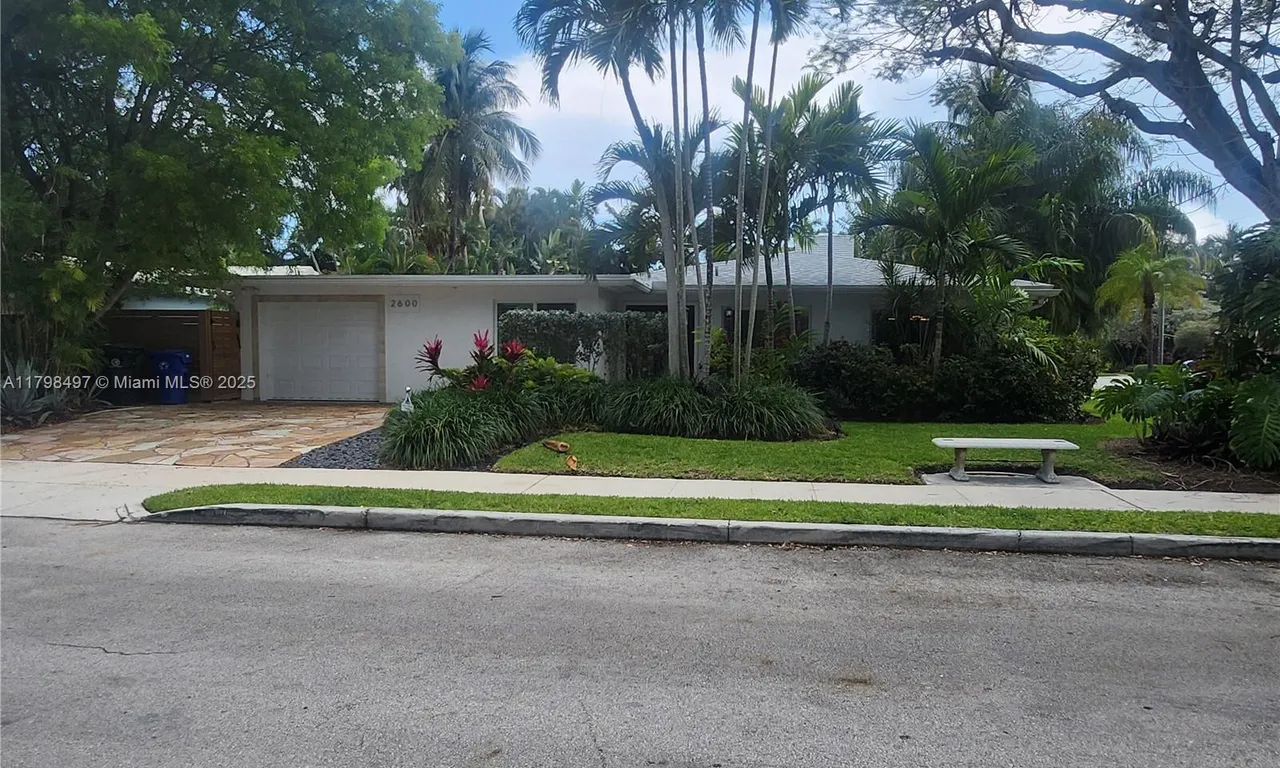 2600 Acacia Ct, Fort Lauderdale FL 33301