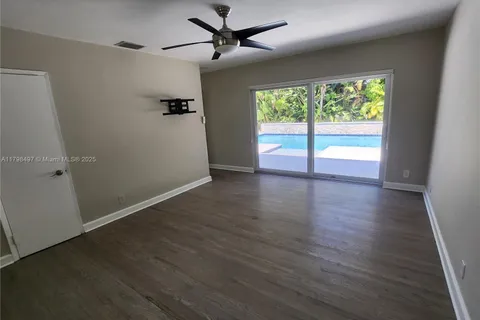 2600 Acacia Ct, Fort Lauderdale FL 33301