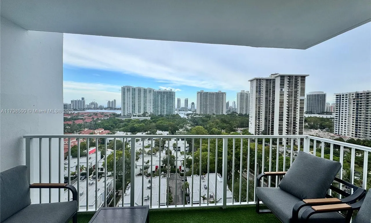2851 NE 183rd St # 1509E, Aventura FL 33160