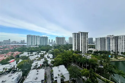 2851 NE 183rd St # 1509E, Aventura FL 33160