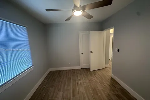 209 SW 5th St, Dania Beach FL 33004