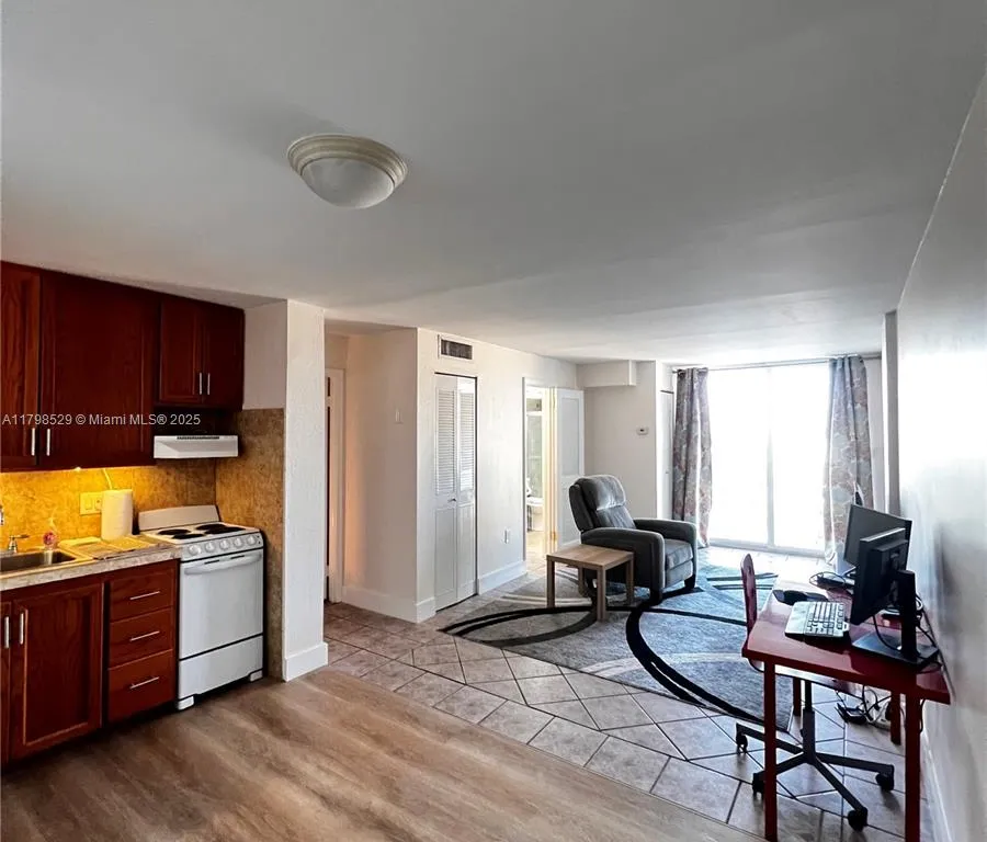 1750 James Ave # 10C, Miami Beach FL 33139