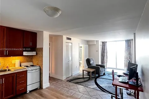 1750 James Ave # 10C, Miami Beach FL 33139