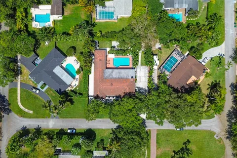 17514 SW 82nd Ct, Palmetto Bay FL 33157