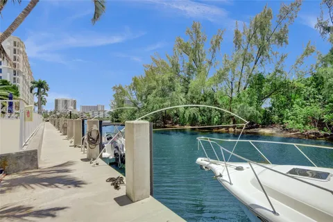 2840 NE 14th St Cswy # 408A, Pompano Beach FL 33062