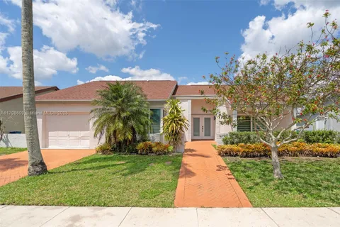 16791 Royal Poinciana Dr, Weston FL 33326