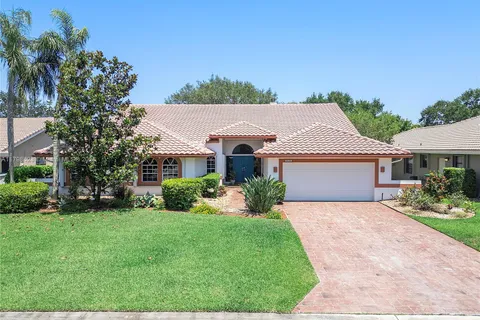 5425 NW 86th Ter, Coral Springs FL 33067