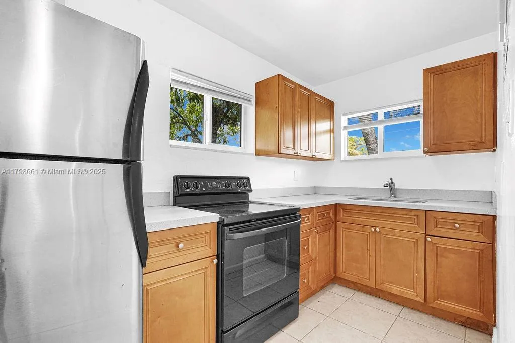 1960 SW 41st Ave # 2, Fort Lauderdale FL 33317