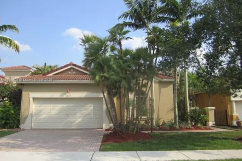 5869 NW 120th Ave, Coral Springs FL 33076