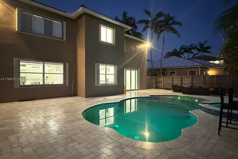 15549 SW 150th St, Miami FL 33196
