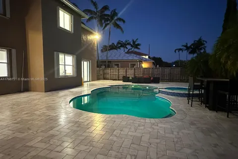 15549 SW 150th St, Miami FL 33196