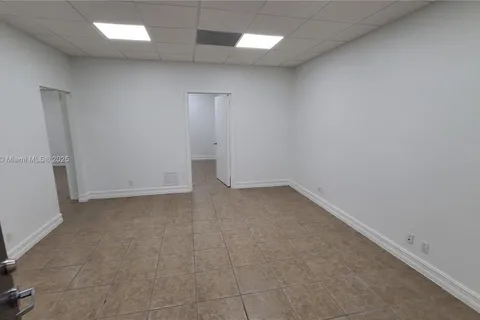 7570 NW 14th St, Miami FL 33126