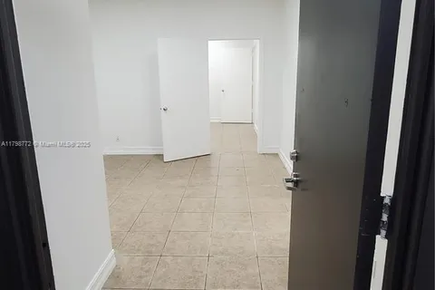 7570 NW 14th St, Miami FL 33126