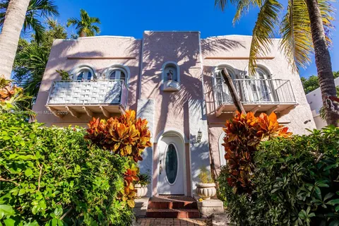143 NE 43rd St # 6, Miami FL 33137