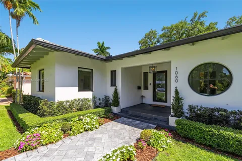 1060 NE 95th St, Miami Shores FL 33138