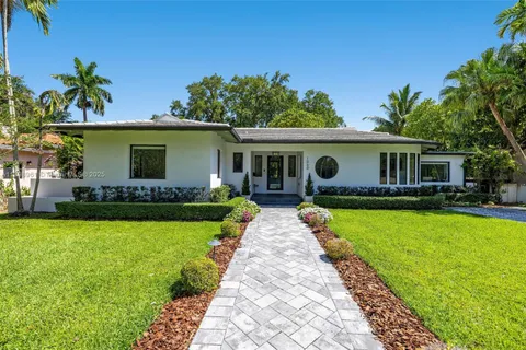 1060 NE 95th St, Miami Shores FL 33138