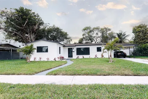 17940 NW 13th Ct, Miami Gardens FL 33169