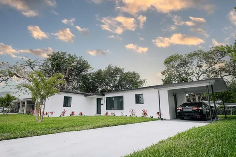 17940 NW 13th Ct, Miami Gardens FL 33169