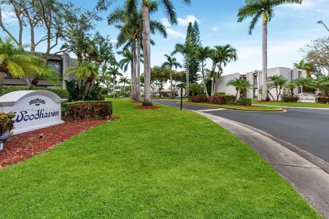 6668 Burning Wood Dr # 166, Boca Raton FL 33433