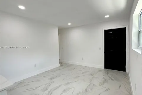 1453 NW 34th St # 1451, Miami FL 33142