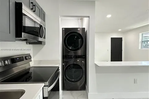 1453 NW 34th St # 1451, Miami FL 33142