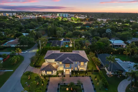 12940 SW 82nd Pl, Pinecrest FL 33156