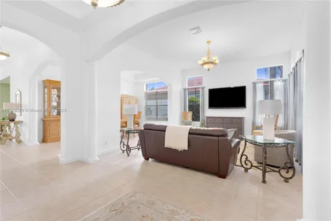 11624 Hibbs Grove Dr, Cooper City FL 33330