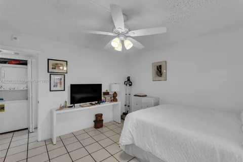 10451 Sunrise Lakes Blvd # 205, Sunrise FL 33322
