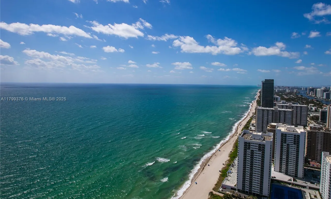 1830 S Ocean Dr # 4504, Hallandale Beach FL 33009