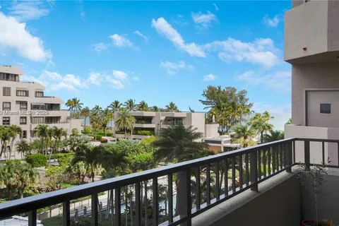 201 Crandon Blvd # 432, Key Biscayne FL 33149