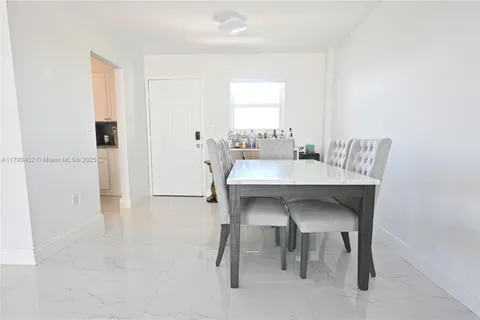 947 Lenox Ave # 504, Miami Beach FL 33139