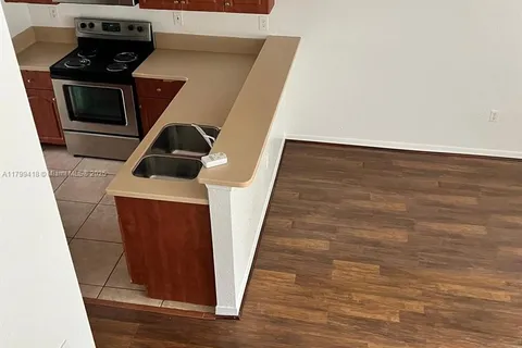 1905 SW 60th Ter, North Lauderdale FL 33068