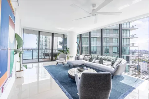 650 NE 32nd St # 3601, Miami FL 33137