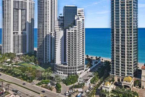 18001 Collins Ave # 2605, Sunny Isles Beach FL 33160