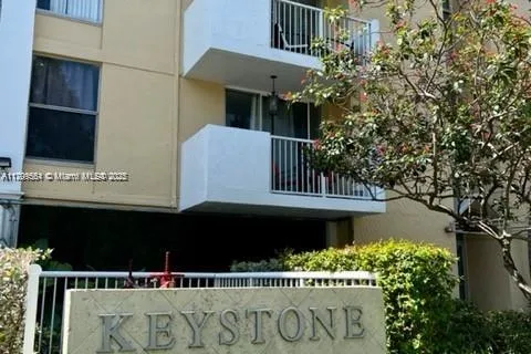 2000 NE 135th St # 602, North Miami FL 33181