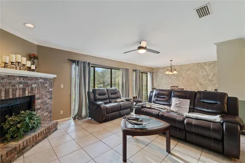 3568 QUAIL TRAIL, Melbourne FL 32935