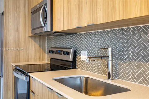 2150 N Bayshore Dr # 2605, Miami FL 33137