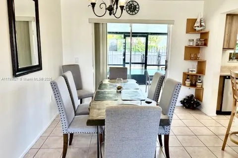 11461 NW 45th Pl, Sunrise FL 33323