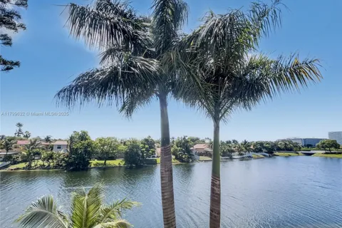1409 NW 126th Way, Sunrise FL 33323