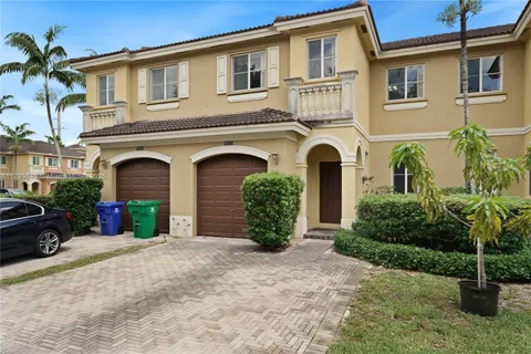 9075 SW 18th St, Miramar FL 33025